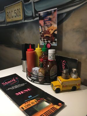 Bordopstilling at Stacy's Diner in Koege