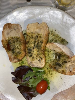 Garlic bread at Ponte Vecchio in Hereford