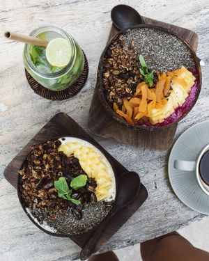 Smoothie bowls with plenty of toppings at Flowers & Fire in 