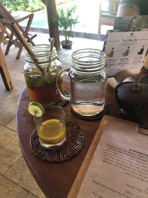 Welcome Drink and Punch & Glory at Flowers & Fire in 