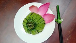 three-lavored mushroom steam in lotus leaf at Phuc An in Da Nang