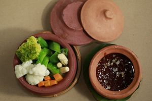 steam veggies with "kho quẹt" dipping sauce at Phuc An in Da Nang