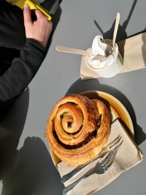 Vegan pain aux raisins supplied by Galeta. Oatly soft serve. 🙂  at Ginger Bees Cafe in Kingston Upon Thames