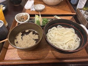 The vegan option comes with a vegan dashi (broth), fresh/pickled vegetables, sesame and vegan tempura (the dough is made without using egg)  at Omen Nippon in Kyoto