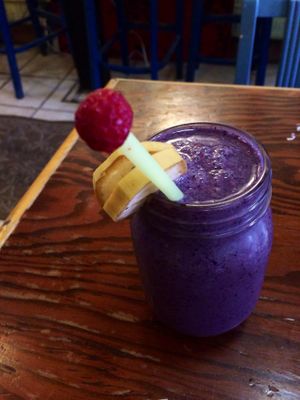 Smoothie at La Lumiere du Mile End in Montreal