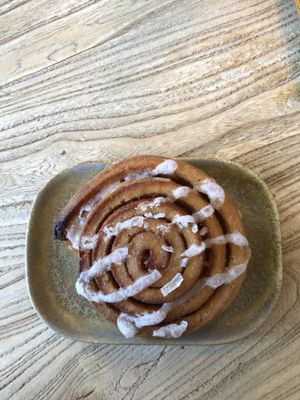 Gluten free cinnamon roll at Matcha Bar in Copenhagen