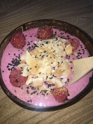 Pink Smoothie Bowl at Matcha Bar in Copenhagen