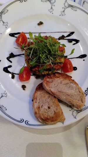 Gemüsetartar at Gourmanderie Moleson in Bern