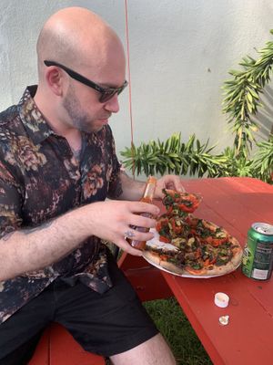 Good cheeseless vegan pizza  at Scorpacciata in Lihue