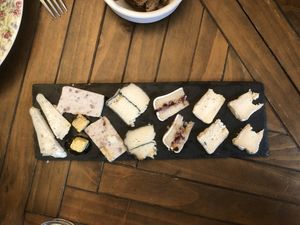 Plateau de fauxmages   at Molybagert Végétale Normandie  in Trouville-sur-mer