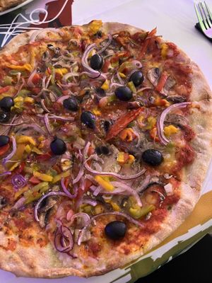 Veggie-Vegetal pizza 🍕   at Palette in Torremolinos