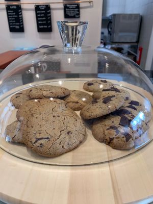 vegan cookies  at Why Not Us Coffee in Marseille