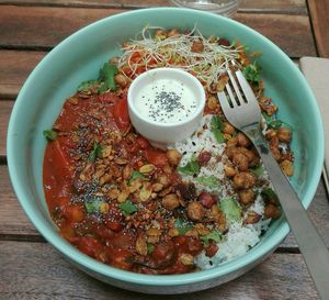 Amazing Tikka massalla Super Size at Why Not Us Coffee in Marseille