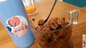 Crumble at Why Not Us Coffee in Marseille