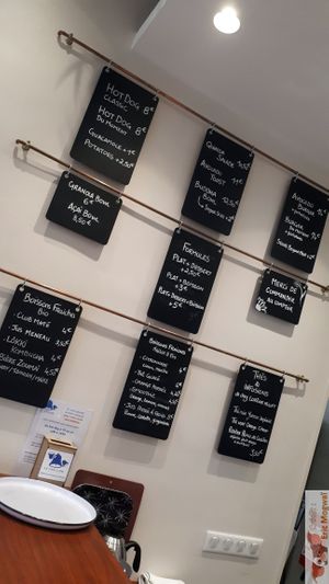 Menu at Why Not Us Coffee in Marseille