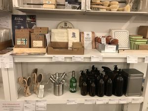 Household items at Priska's Unverpacktladen in Mannheim