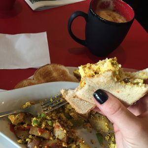 tofu scramble at Coco's Cafe in Jasper