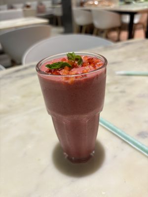 Berry love   at Earth Cafe @ Waterfield in Mumbai