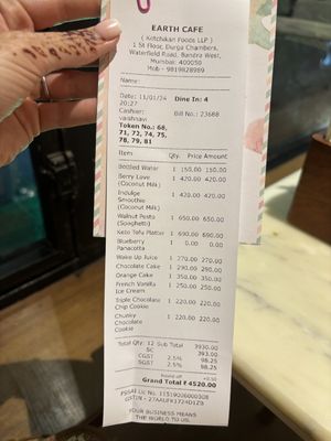 Receipt   at Earth Cafe @ Waterfield in Mumbai
