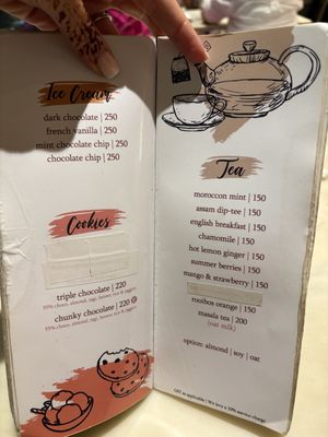   at Earth Cafe @ Waterfield in Mumbai