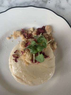 Pear flan at Radis in Montreal