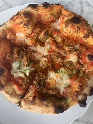 Pizza at Radis in Montreal