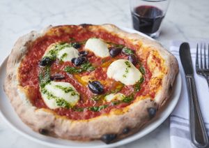 Pizza at Radis in Montreal