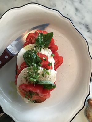 Mozzarella ant tomato on crostone  at Radis in Montreal