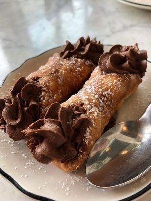 Restaurant Radis - Chocolate cannolis at Radis in Montreal
