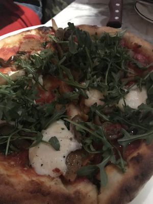 Pizza at Radis in Montreal