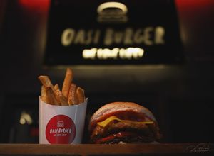 Phoenix Burger and fries 🍟  🍔  at Oasi Burger in East London