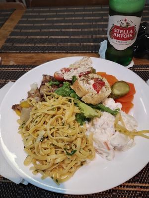 Mix veggies and massa garlic & oil at Picanha's Grill in Porto Alegre