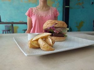 Portobello burger with home made french fries at Punto de Reunion in Merida