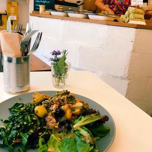 Good vibe  at The Fields Beneath in North West London