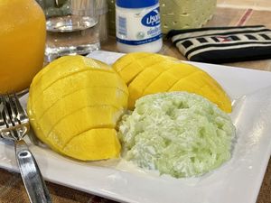 Mango sticky rice at Aroy Dee in Chiang Mai
