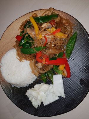 Sweet potato noodles at Kinabolle in Oslo