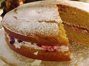 Victoria Spunge at Hungry Cat in Harleston