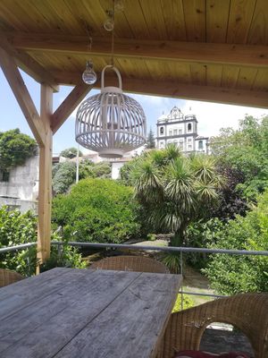 Rooftop view to the gardner. at Casa in Faial