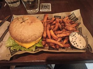 Doble cheese bacon at Mad Mad Vegan - Chueca in Madrid