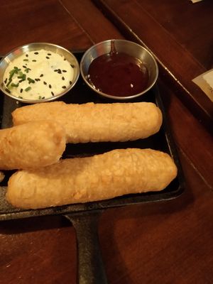 Tequeños de queso vegano at Mad Mad Vegan - Chueca in Madrid