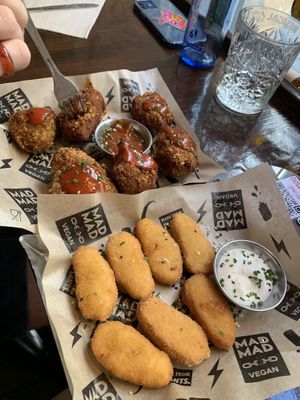 cauliflower wings and chik’n nuggets! at Mad Mad Vegan - Chueca in Madrid
