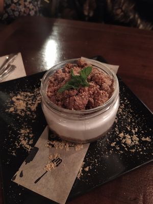 Cookies and cream at Mad Mad Vegan - Chueca in Madrid