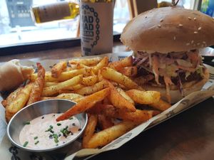 Nashville burger at Mad Mad Vegan - Chueca in Madrid