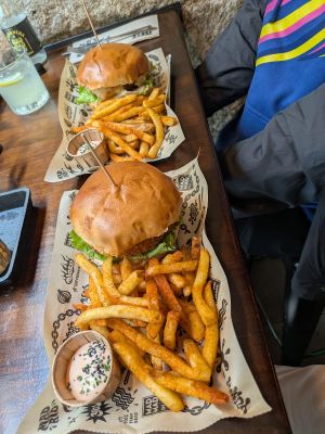 Burgers at Mad Mad Vegan - Chueca in Madrid