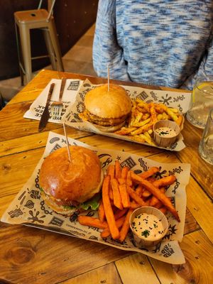 Mad Daniel's and Dirty Philly at Mad Mad Vegan - Chueca in Madrid