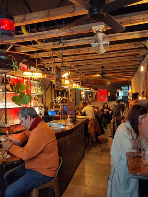 Atmosphere at Mad Mad Vegan - Chueca in Madrid