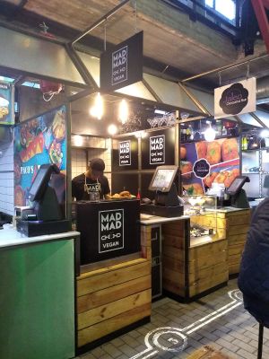 Vegan street food in Mercado San Ildefonso in Madrid at Mad Mad Vegan - Chueca in Madrid