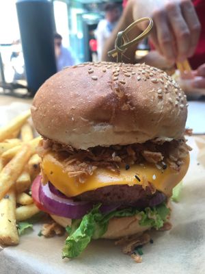 Beyond meat burger at Mad Mad Vegan - Chueca in Madrid