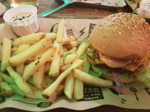 The mad burger at Mad Mad Vegan - Chueca in Madrid
