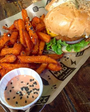 Hamburguesa Rock’n’Chick’N  at Mad Mad Vegan - Chueca in Madrid